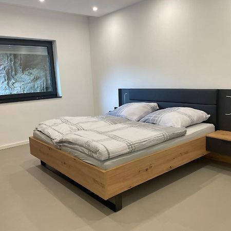 שליידן Ferienwohnung Am Kreuzberg מראה חיצוני תמונה